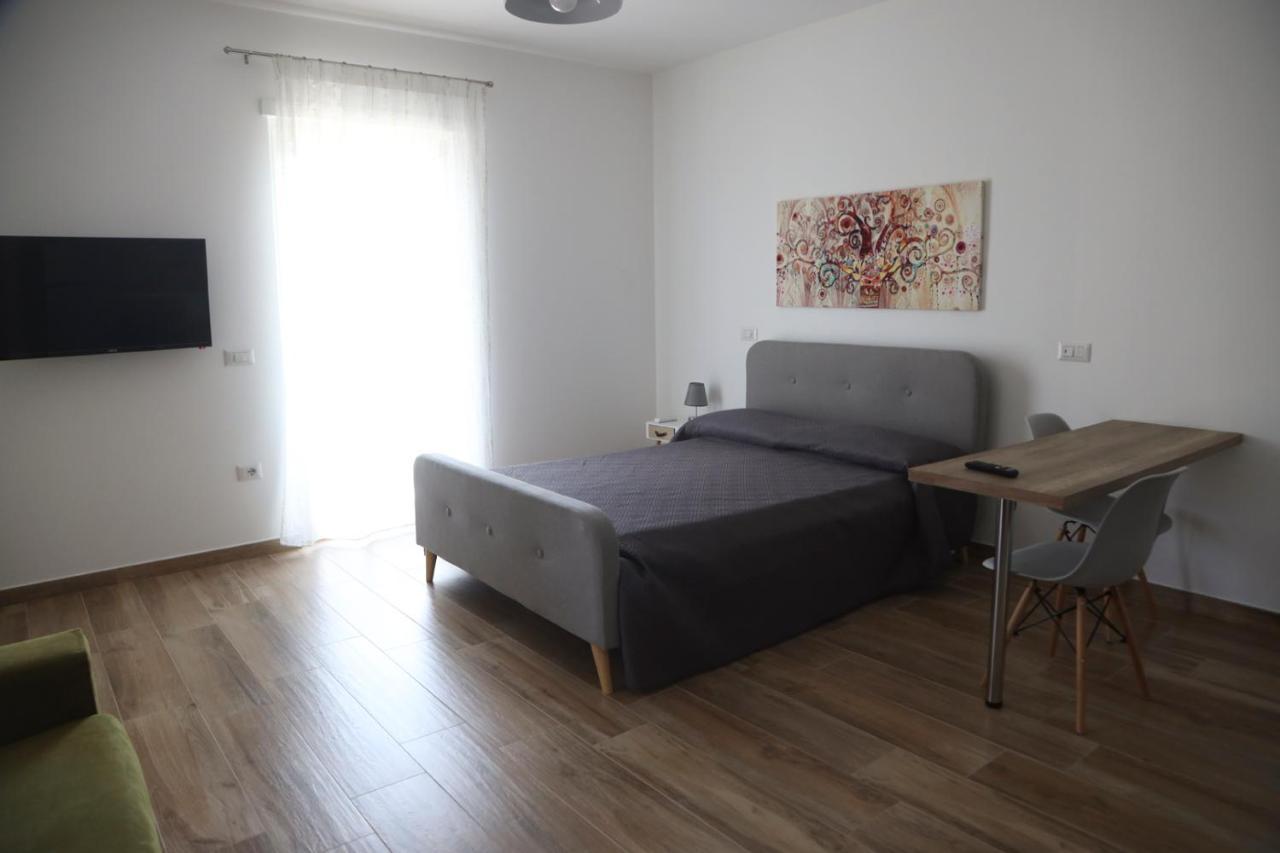 Le Suite Del Pastore Lecce Bagian luar foto