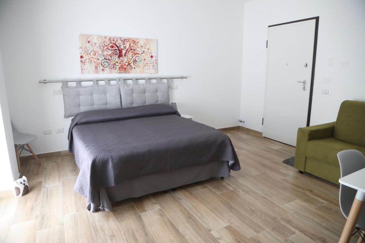 Le Suite Del Pastore Lecce Bagian luar foto